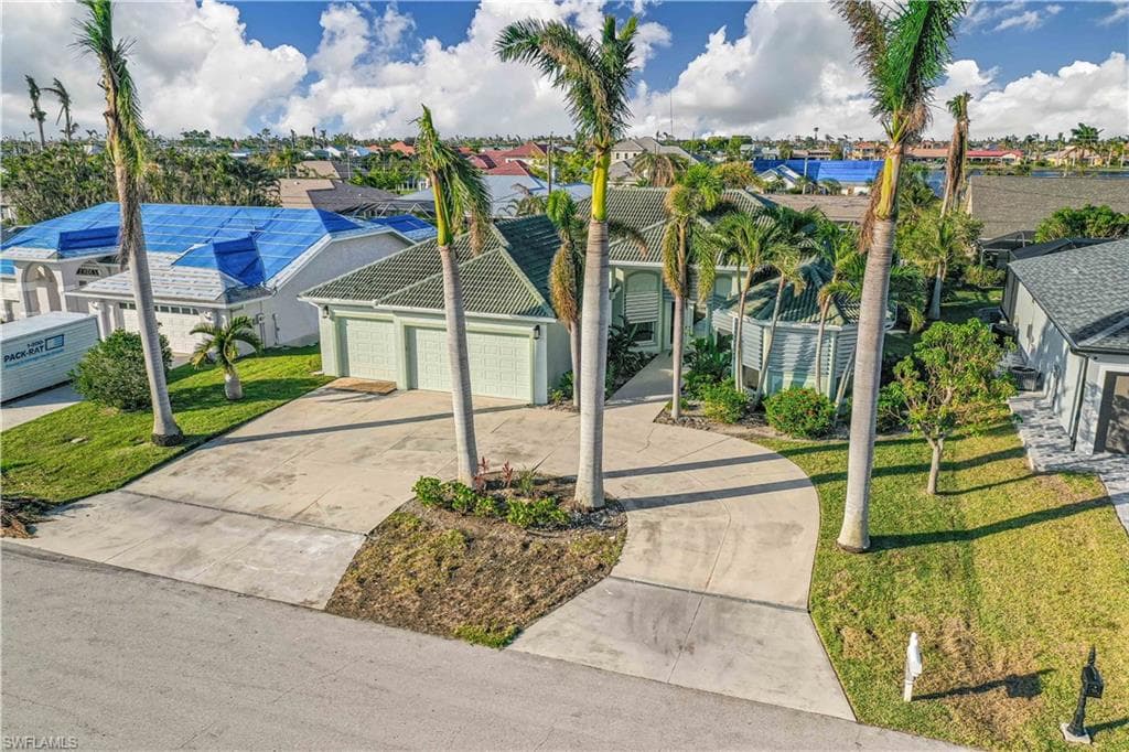 623 SW 56th ST CAPE CORAL, FL 33914