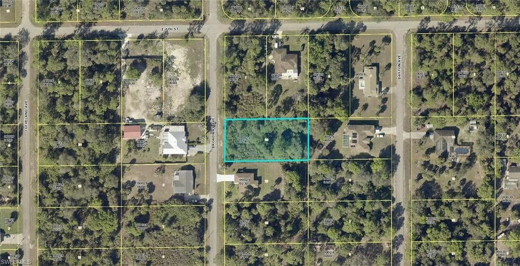 618 Broadway AVE LEHIGH ACRES, FL 33972