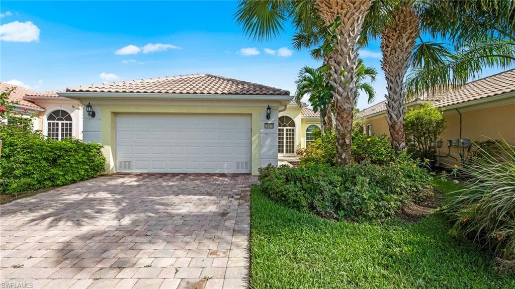 28835 Yellow Fin TRL BONITA SPRINGS, FL 34135