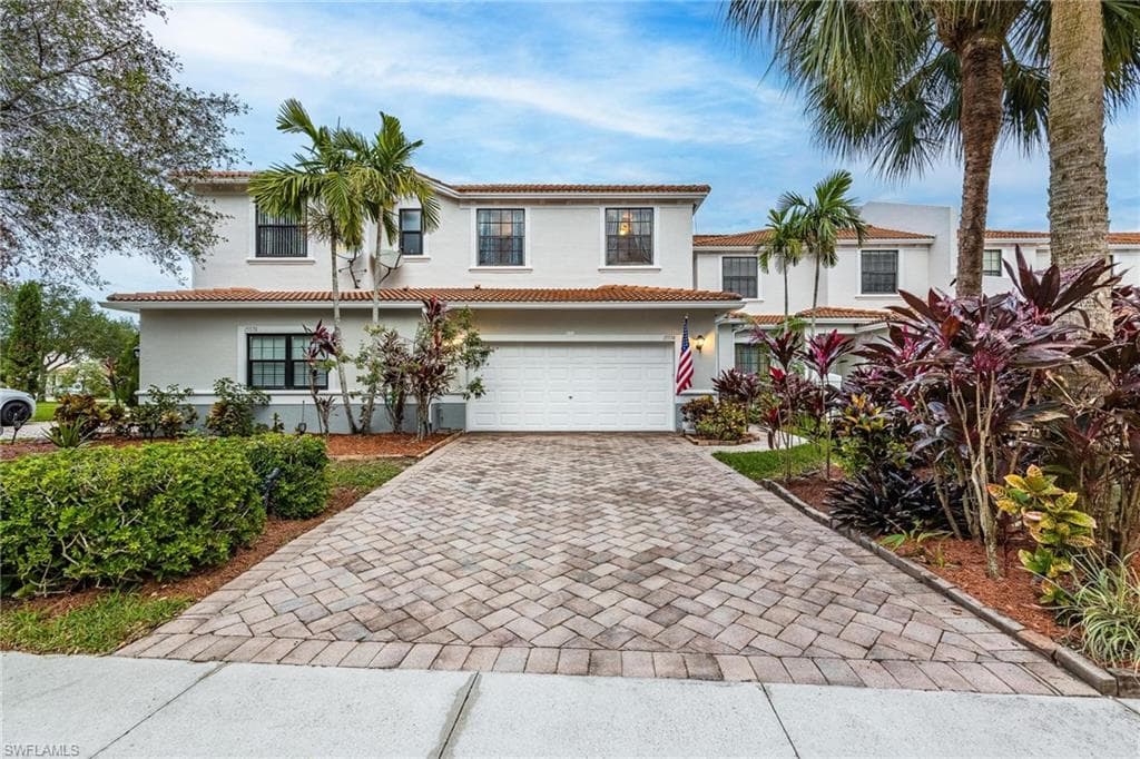 15574 Summit Place CIR 407 NAPLES, FL 34119