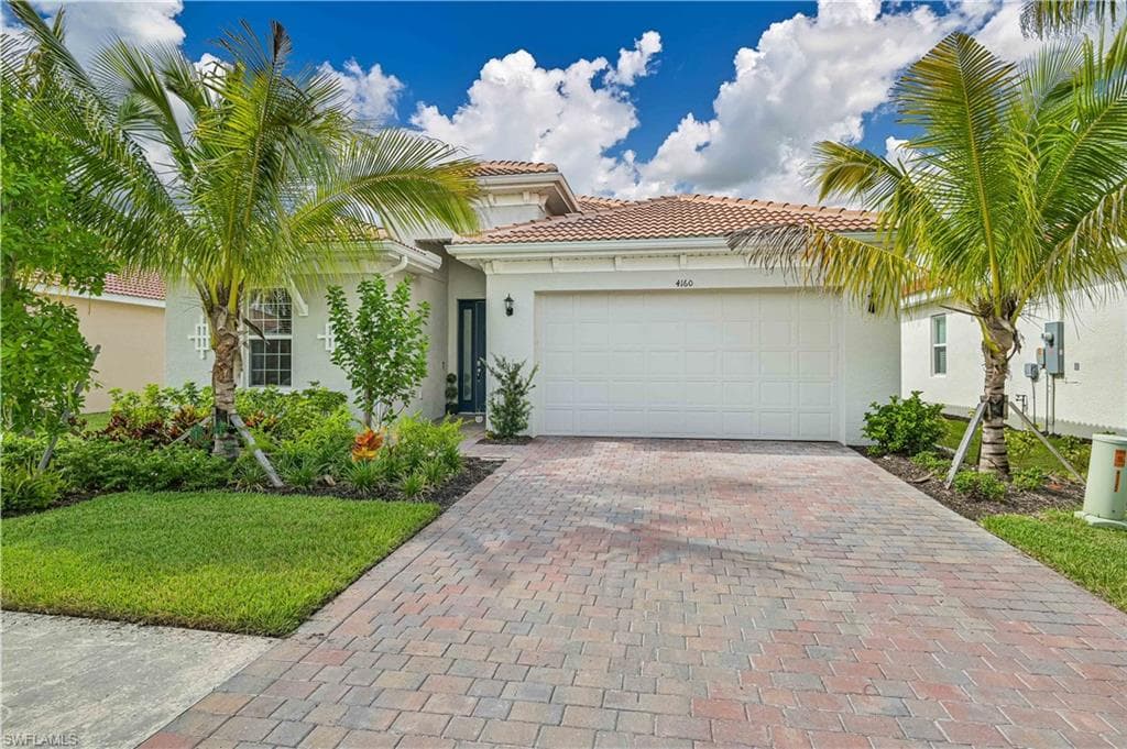 4160 Bloomfield ST FORT MYERS, FL 33916