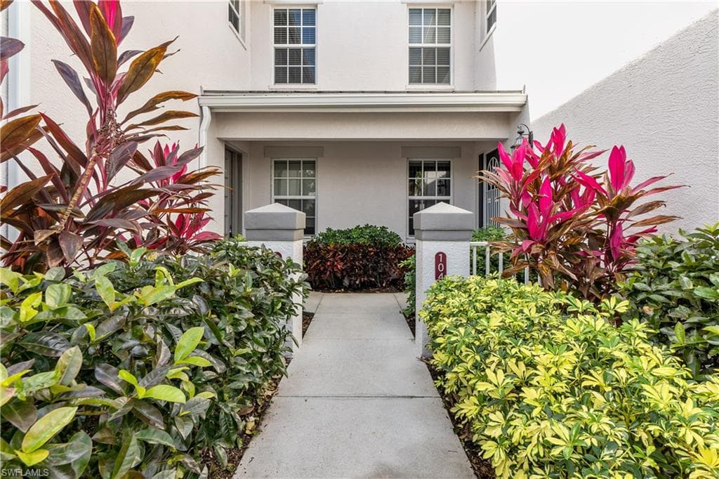 8315 Whisper Trace WAY C-104 NAPLES, FL 34114