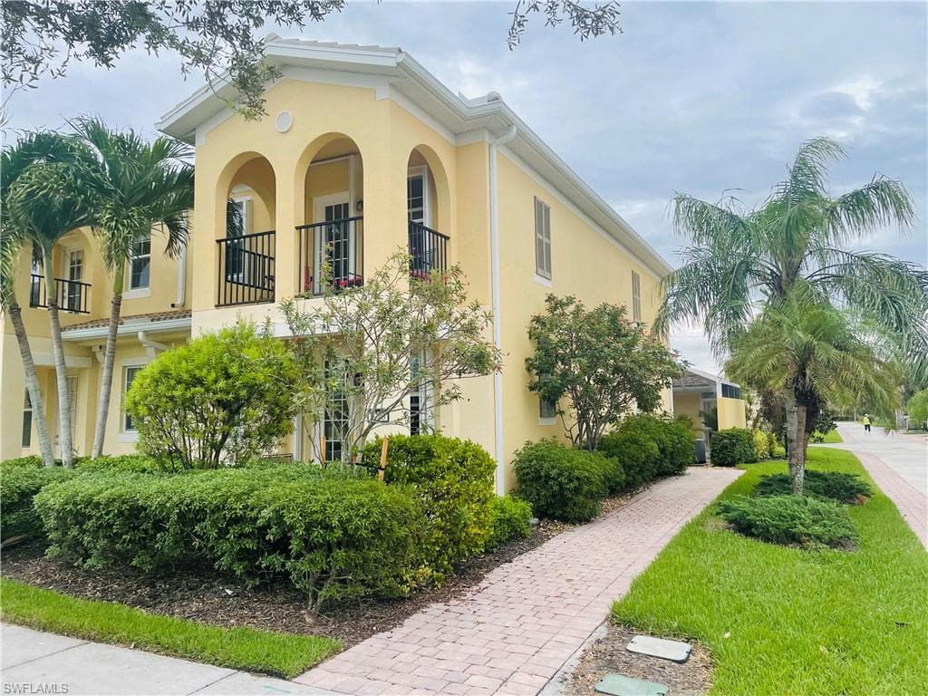 8248 Josefa WAY NAPLES, FL 34114
