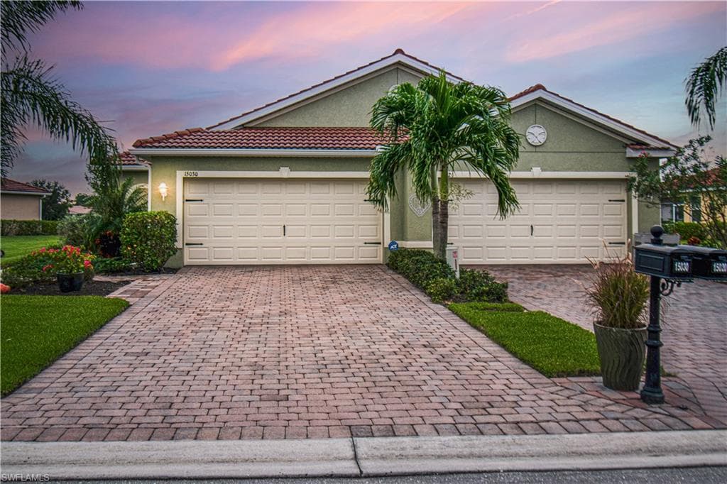 15030 Ligustrum LN ALVA, FL 33920