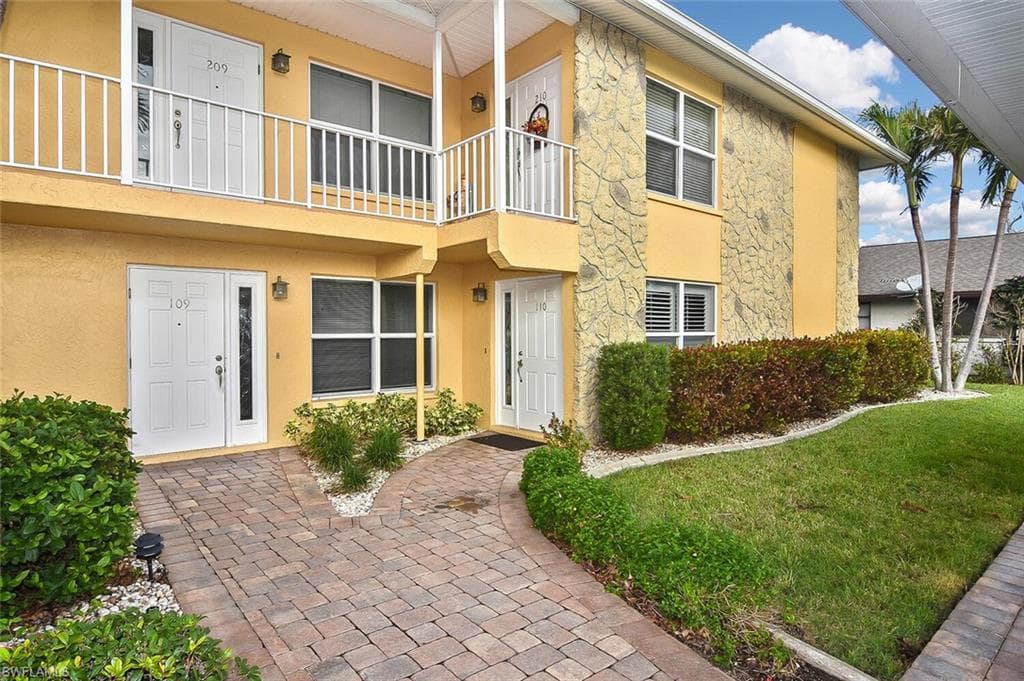 4012 SE 12th AVE 109 CAPE CORAL, FL 33904