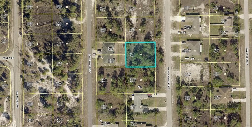 912-914 Eisenhower BLVD LEHIGH ACRES, FL 33974
