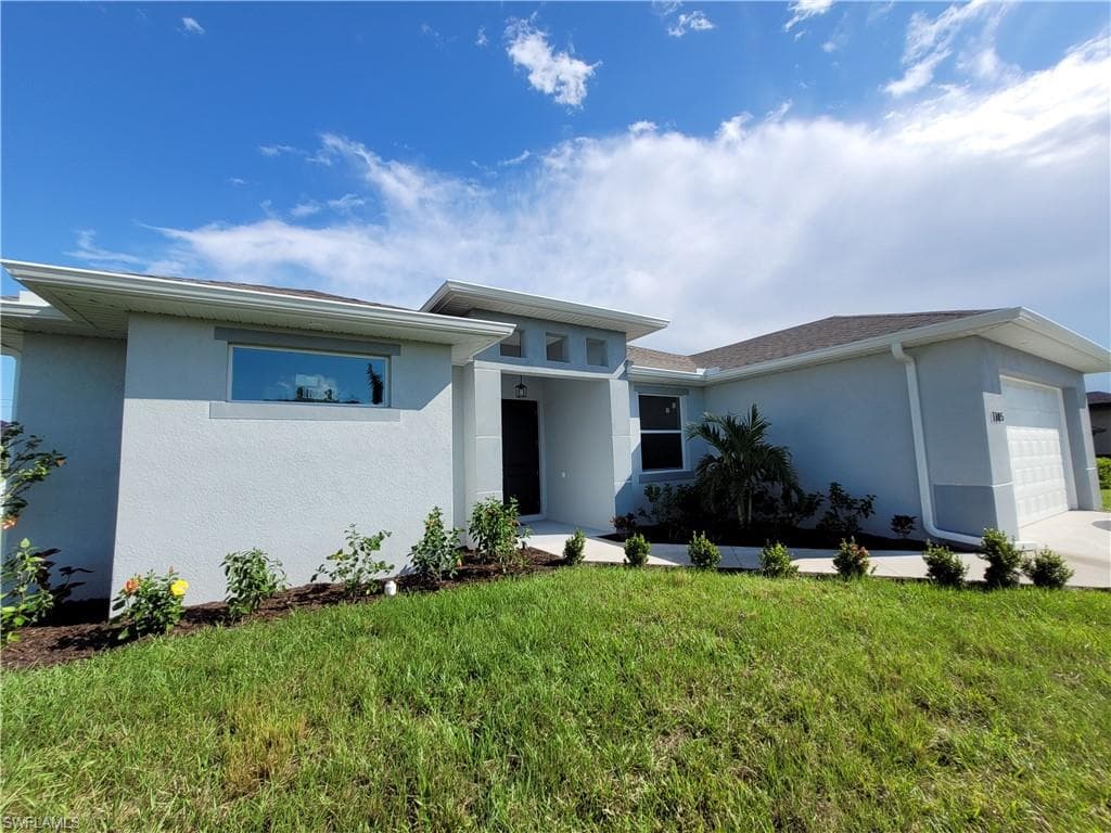 1105 NE 2nd PL CAPE CORAL, FL 33909
