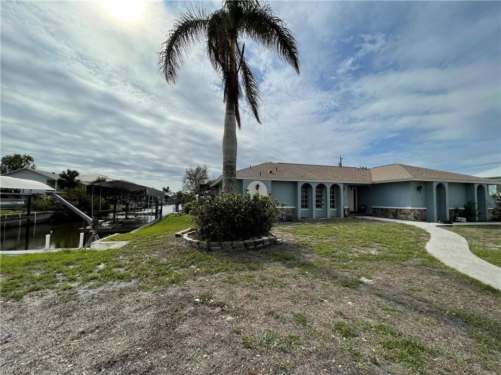 4715 Swordfish ST BONITA SPRINGS, FL 34134