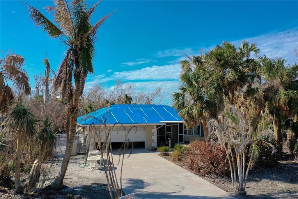 1429 Jamaica DR SANIBEL, FL 33957