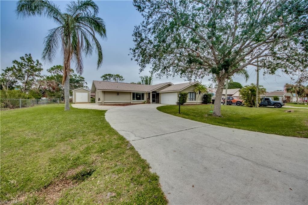11303 Chattahoochee DR NORTH FORT MYERS, FL 33917