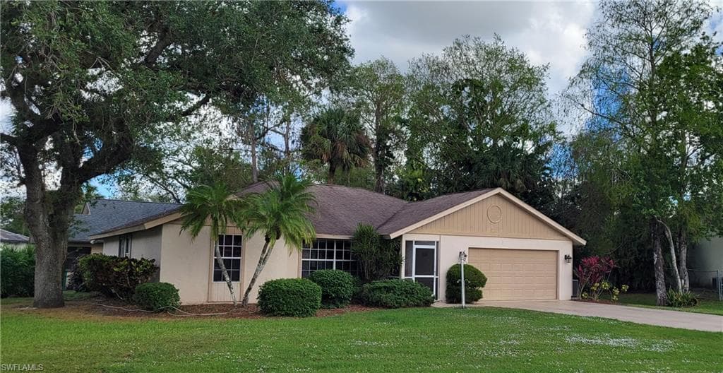 4060 Vine LN NAPLES, FL 34112