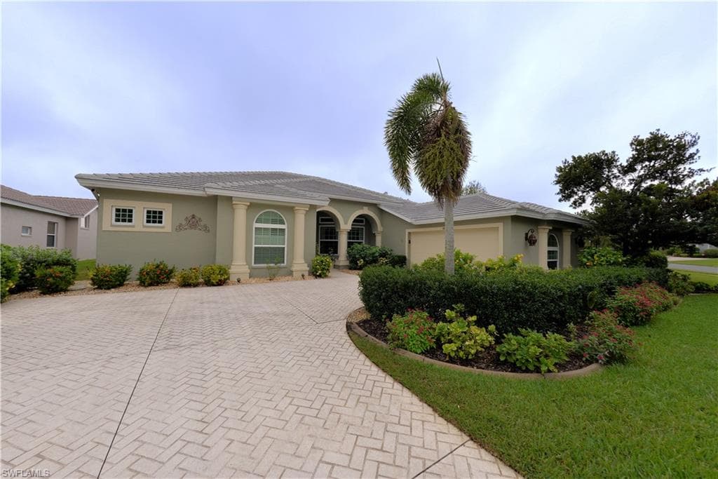 10515 Curry Palm LN E FORT MYERS, FL 33966