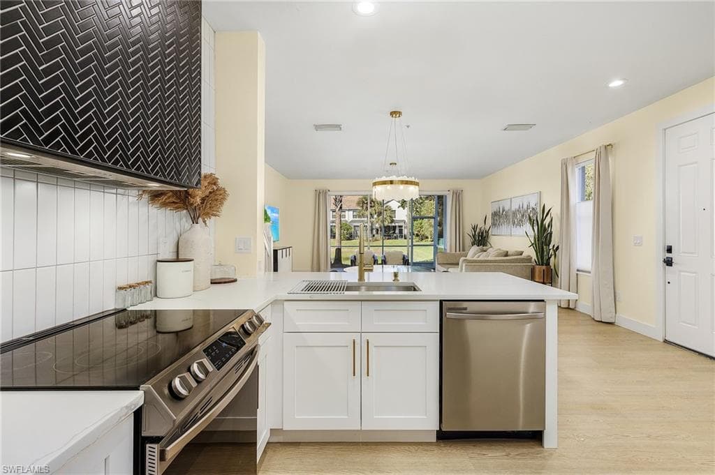 15541 Marcello CIR 209 NAPLES, FL 34110