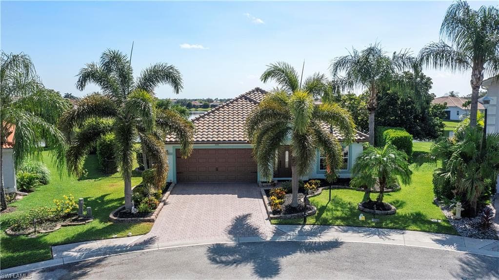 2785 Amberwood CT NAPLES, FL 34120