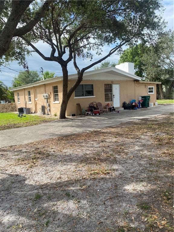 3085 Areca AVE NAPLES, FL 34112