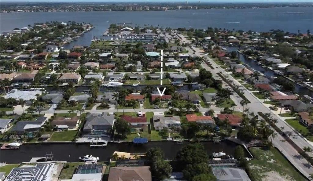 1110 Lorraine CT CAPE CORAL, FL 33904