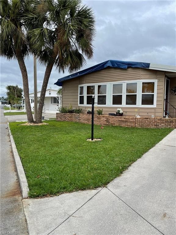 22 Carriage LN NORTH FORT MYERS, FL 33917