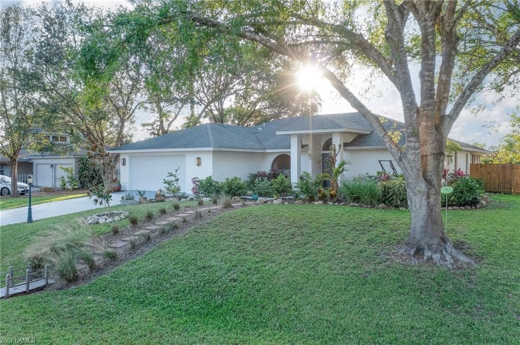 17171 Laurelin CT NORTH FORT MYERS, FL 33917