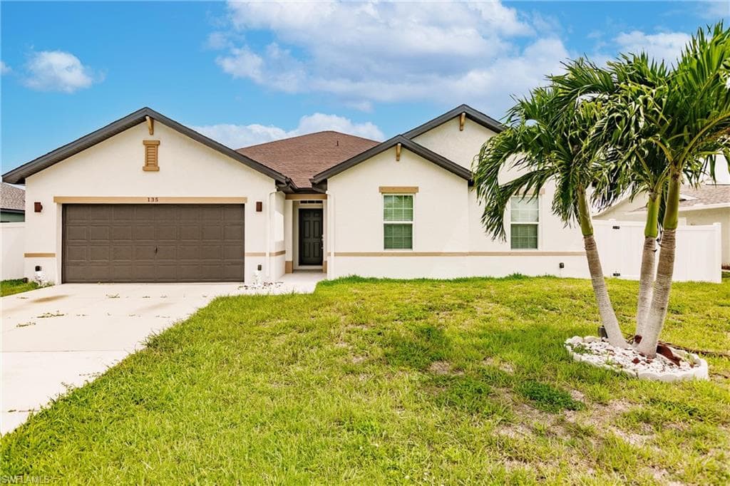 135 SW 31st ST CAPE CORAL, FL 33914