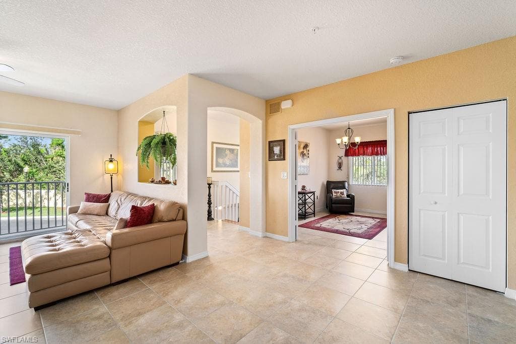 13180 Bella Casa CIR 269 FORT MYERS, FL 33966