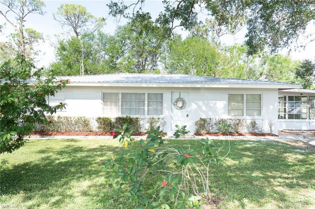 18331 Old Bayshore RD NORTH FORT MYERS, FL 33917