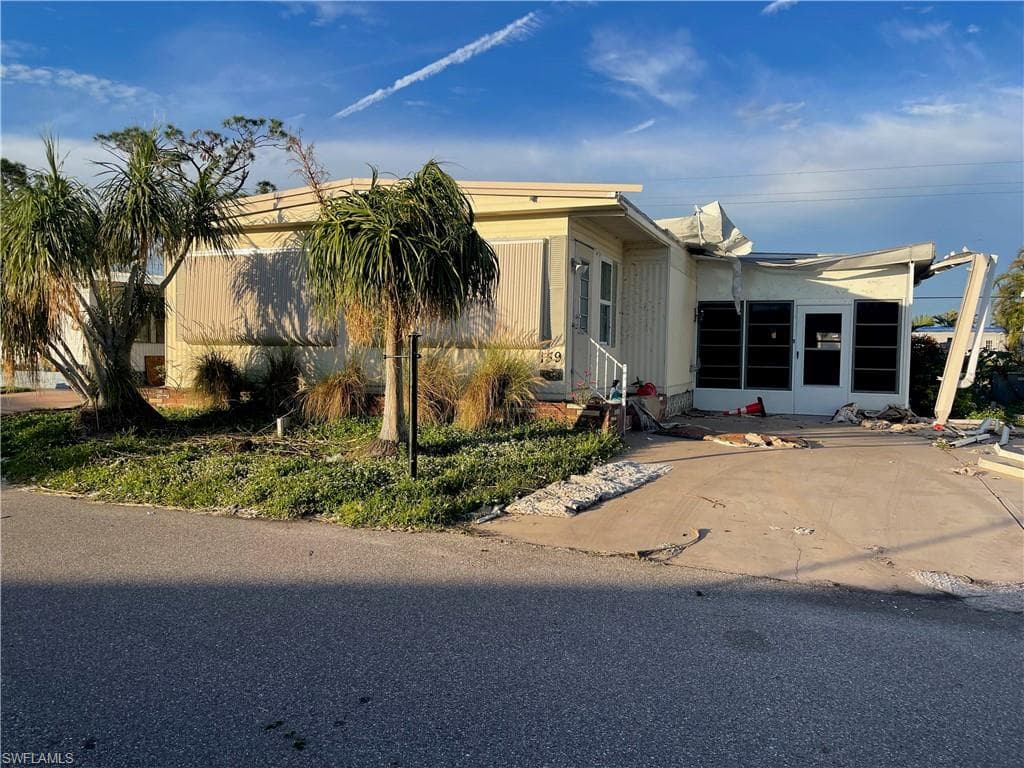 5649 Captain John Smith LOOP 159 NORTH FORT MYERS, FL 33917
