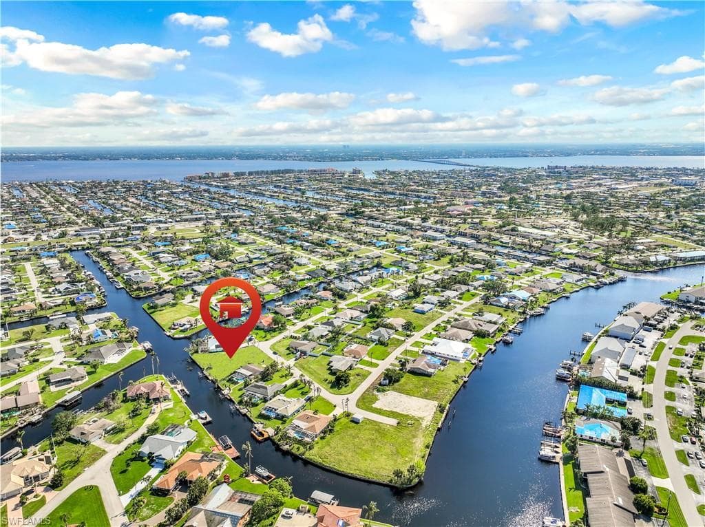 1125 SE 38th ST CAPE CORAL, FL 33904