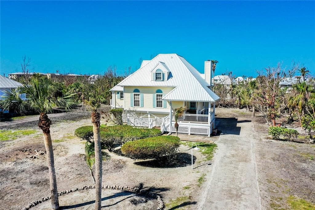 251 Christofer CT SANIBEL, FL 33957