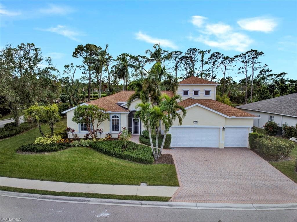 23343 OLDE MEADOWBROOK CIR ESTERO, FL 34134