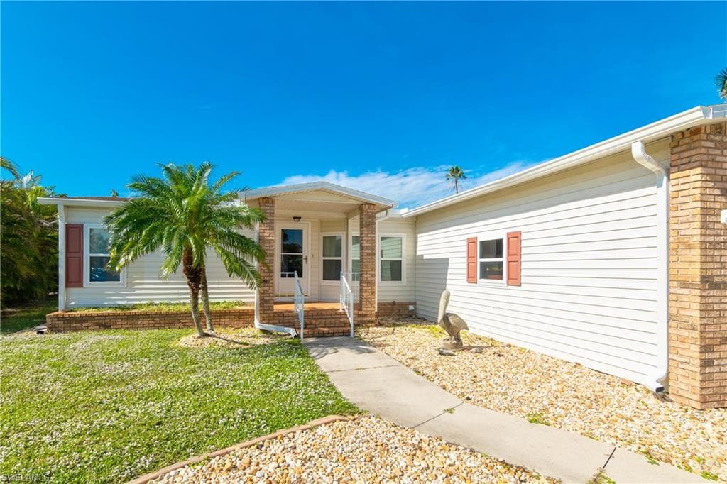 19769 Frenchmans CT NORTH FORT MYERS, FL 33903