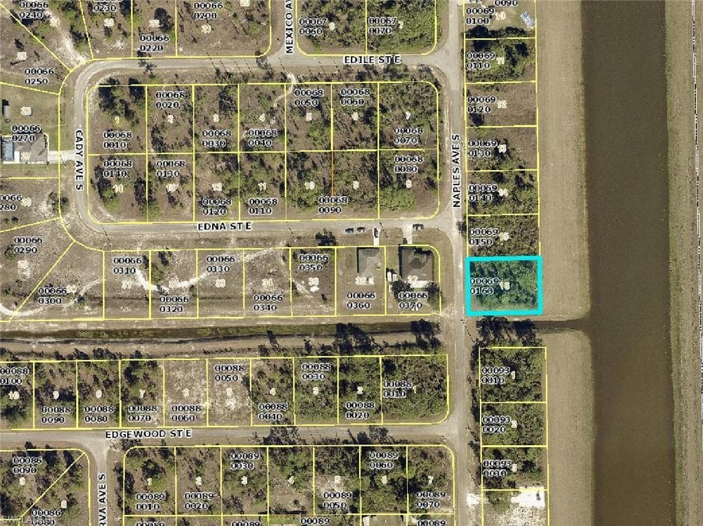 1031 Naples AVE S LEHIGH ACRES, FL 33974
