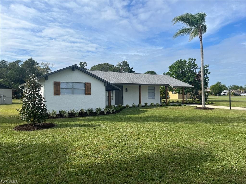 101 Durland AVE LEHIGH ACRES, FL 33936