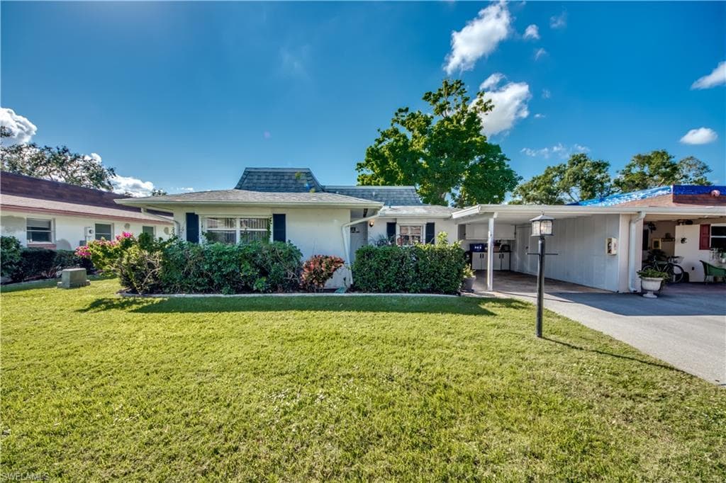 515 Pangola DR NORTH FORT MYERS, FL 33903