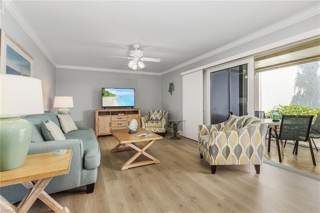 237 Palm DR 1 NAPLES, FL 34112