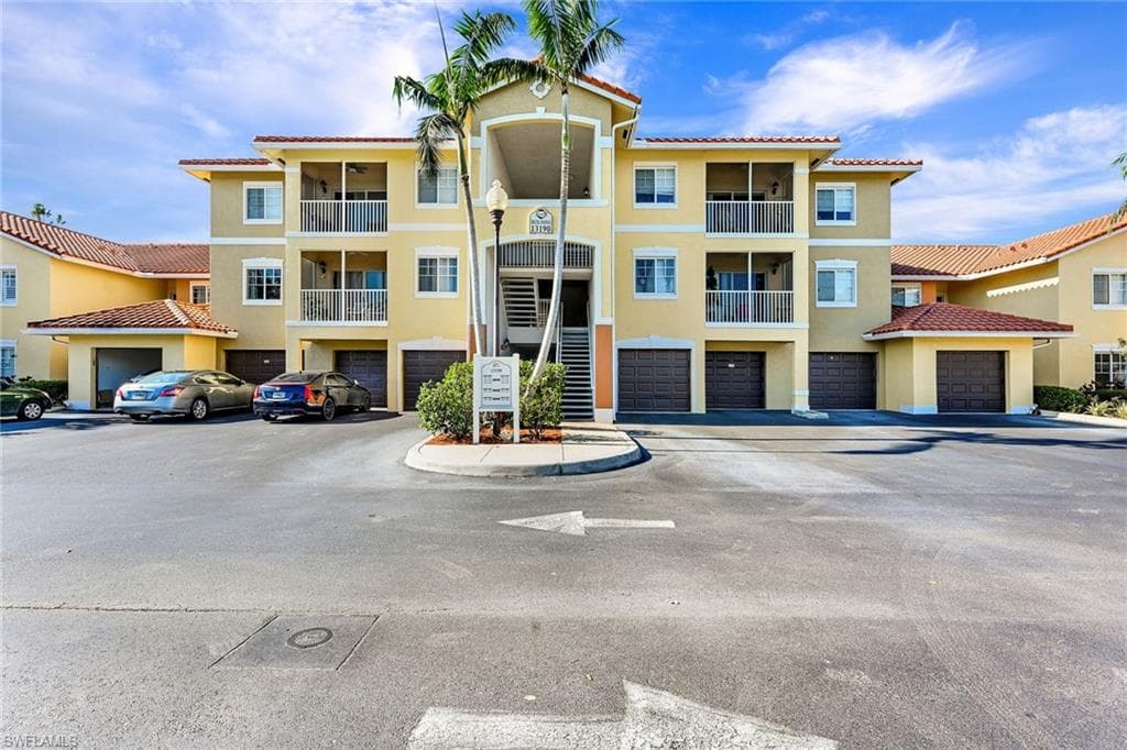 13190 Bella Casa CIR 251 FORT MYERS, FL 33966