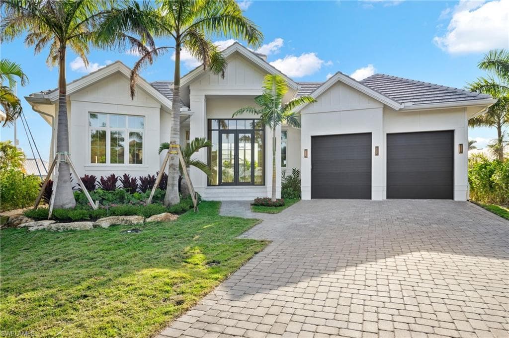1675 Mullet CT NAPLES, FL 34102
