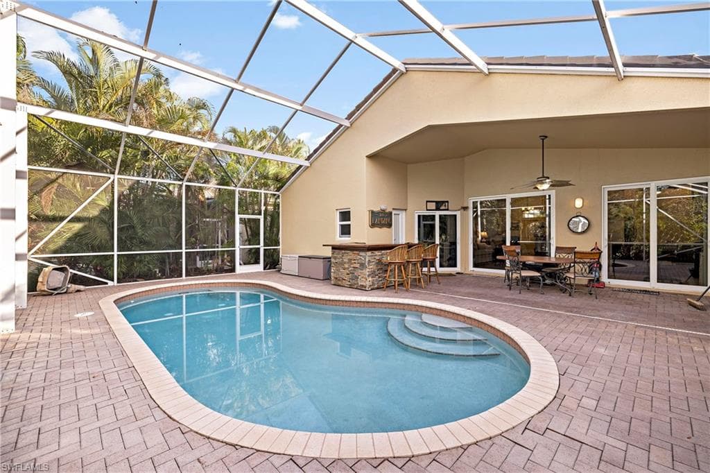 227 Glen Eagle CIR NAPLES, FL 34104