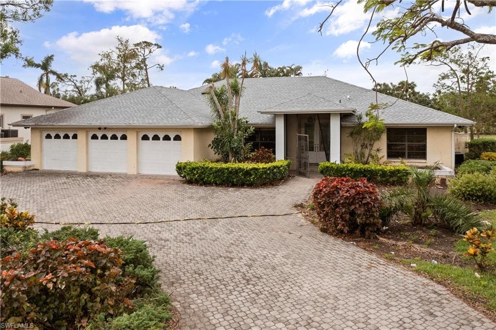 16681 Bobcat DR FORT MYERS, FL 33908