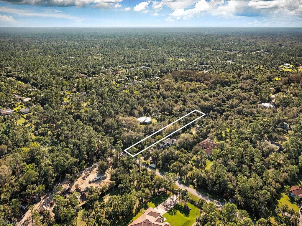 16th AVE NE NAPLES, FL 34120