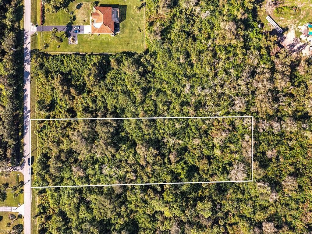 24th AVE SE NAPLES, FL 34117