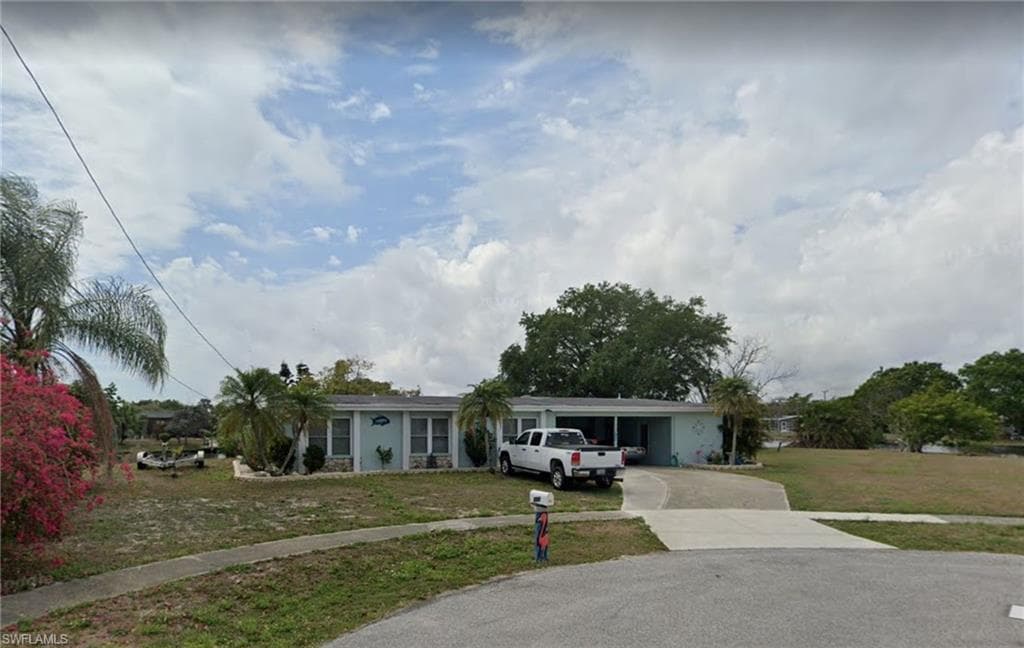 390 Weber TER PORT CHARLOTTE, FL 33952