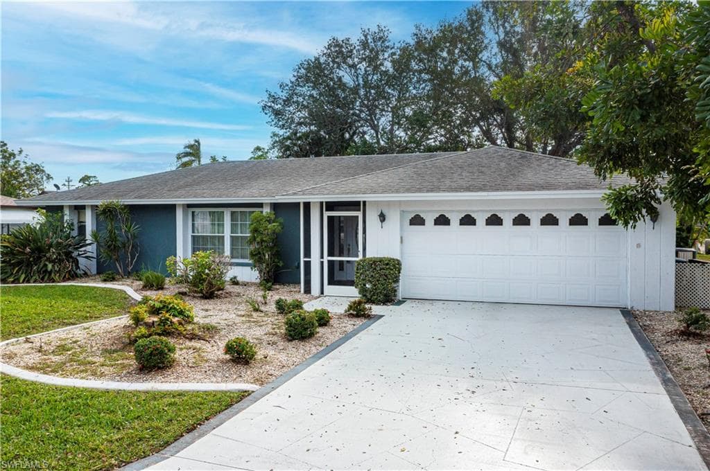 1398 White Cedar LN NORTH FORT MYERS, FL 33917