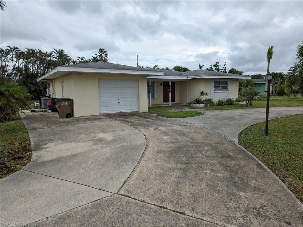 5201 Pocatella CT CAPE CORAL, FL 33904