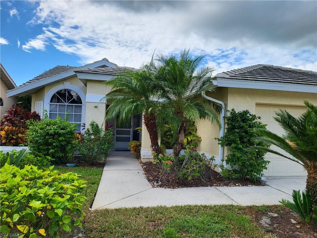 181 Saint James WAY NAPLES, FL 34104