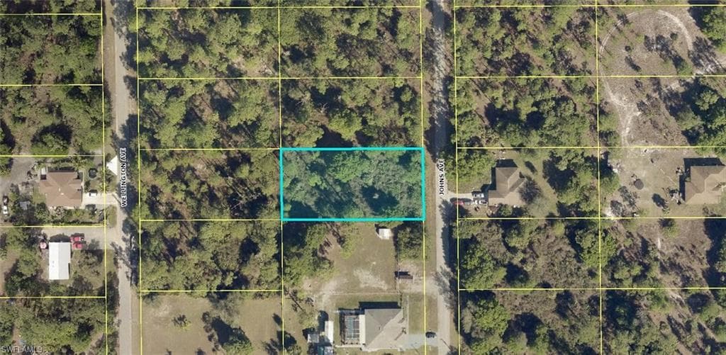 1011 Johns AVE LEHIGH ACRES, FL 33972