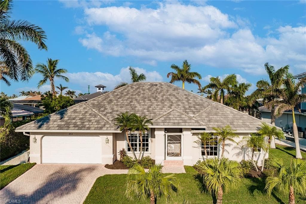 251 Edgewater CT MARCO ISLAND, FL 34145