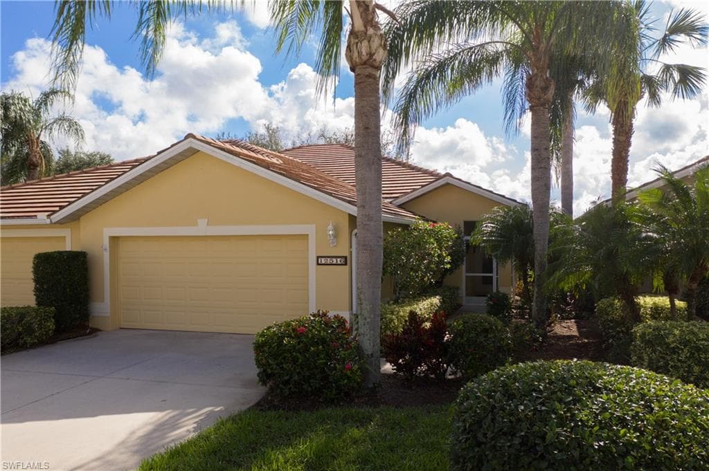 12516 Stone Valley LOOP FORT MYERS, FL 33913
