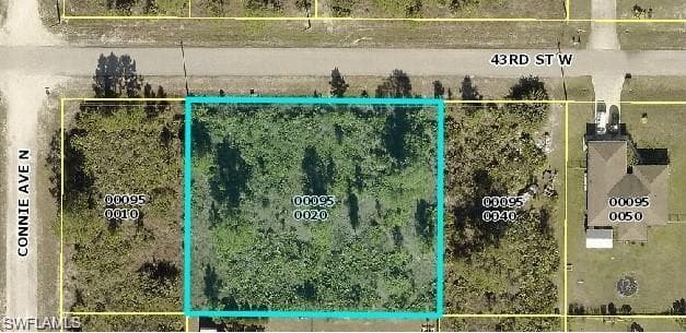 2513 43rd ST W LEHIGH ACRES, FL 33971