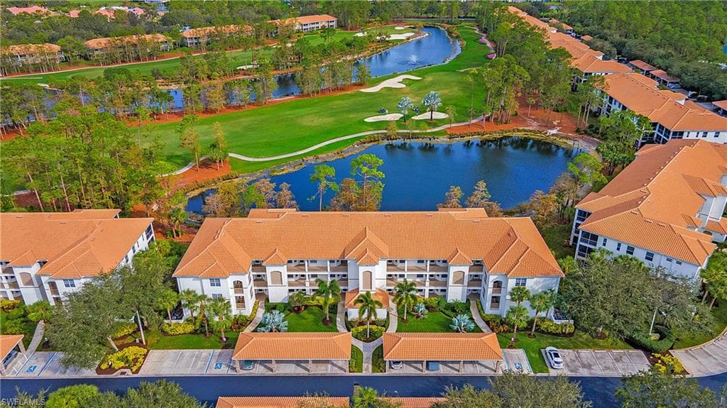 8247 Parkstone PL 6-107 NAPLES, FL 34120