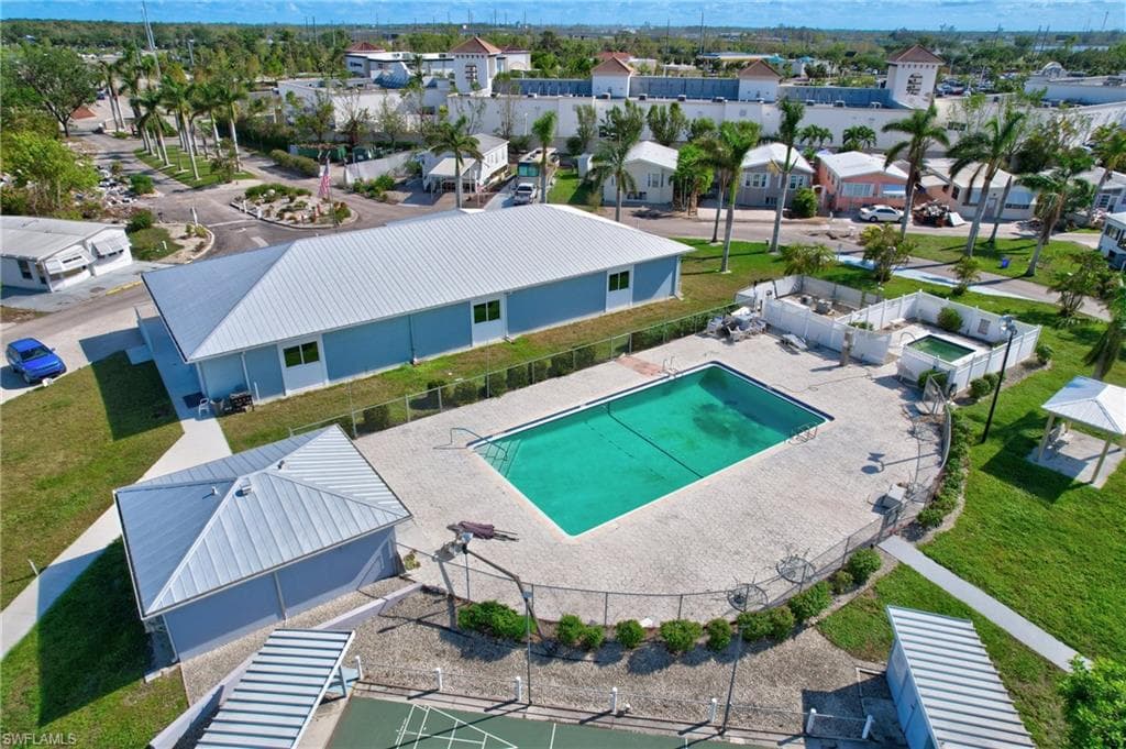 17013 Puppy Dog DR FORT MYERS, FL 33908
